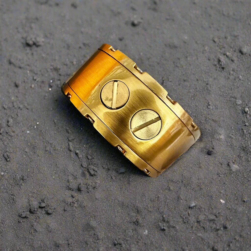 New Retro Transparent Oil Tank Metal Rocker Kerosene Lighter Personality Windproof Cigarette Lighter Men Collection Gifts